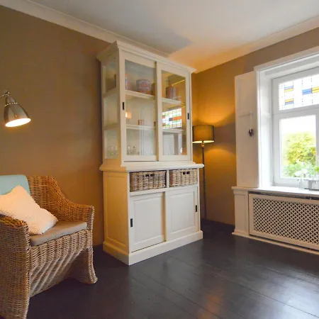 Cozy Apartment In Roasting Near The Belgian Border