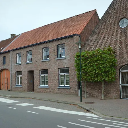 Cozy Apartment In Roasting Near The Belgian Border Roosteren