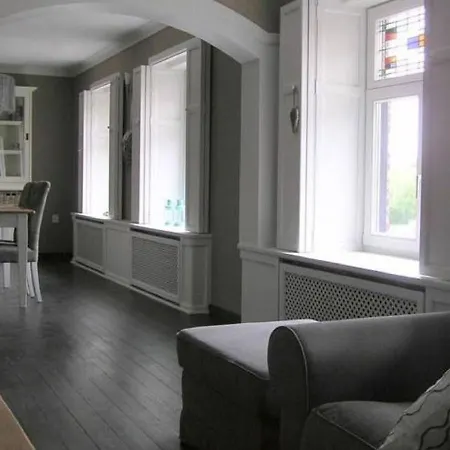Cozy Apartment In Roasting Near The Belgian Border