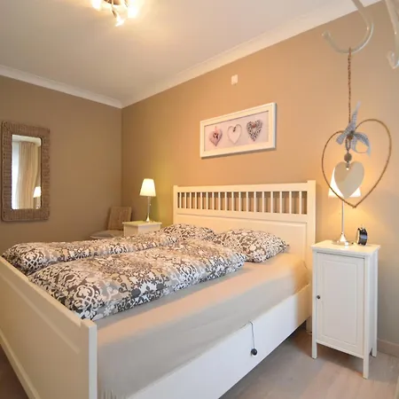 Near The Belgian Border شقة *